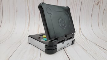 GingerOfOz's custom-built portable GameCube