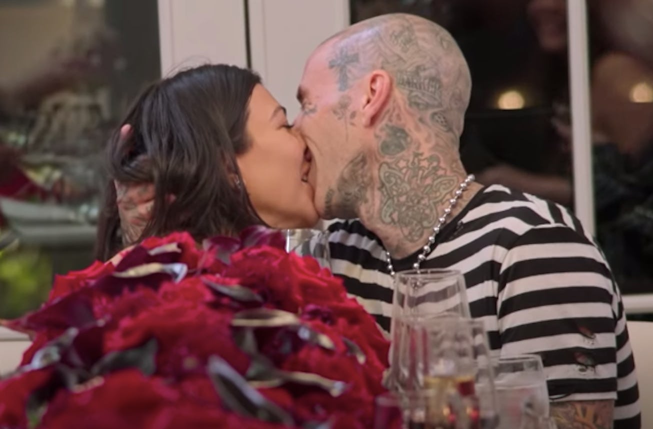Kourtney Kardashian & Travis Barker try for a baby in 'Kardashians' trailer