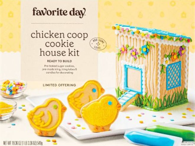 Favorite Day Chicken Coop Cookie House Kit