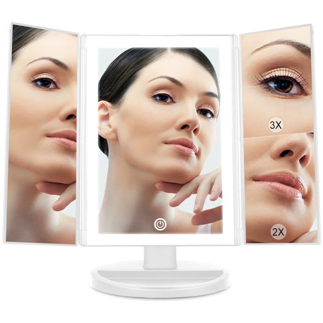 Beautyworks Illuminated LED Magnification Mirror