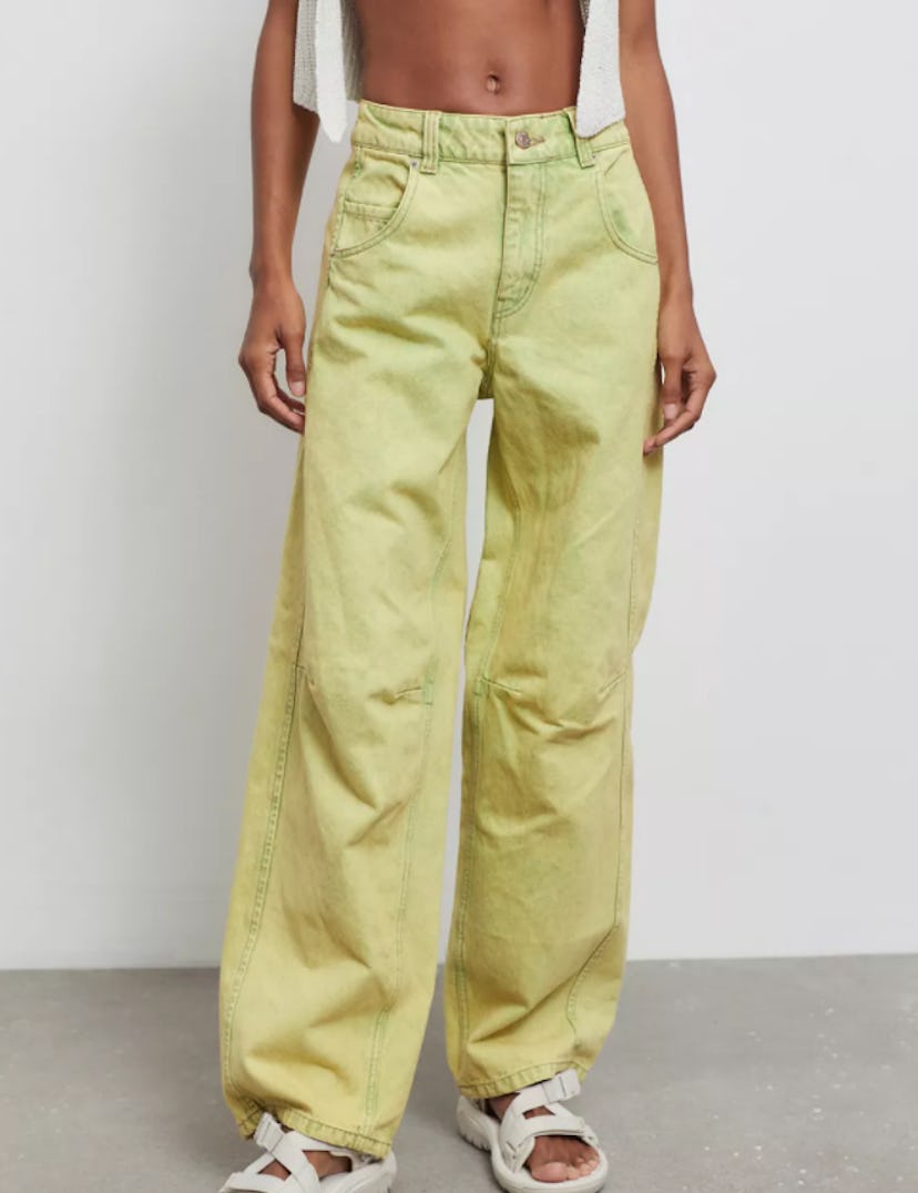 BDG Rih Low-Rise Extreme Baggy Jean