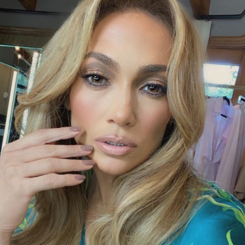 JLo nails close to face selfie