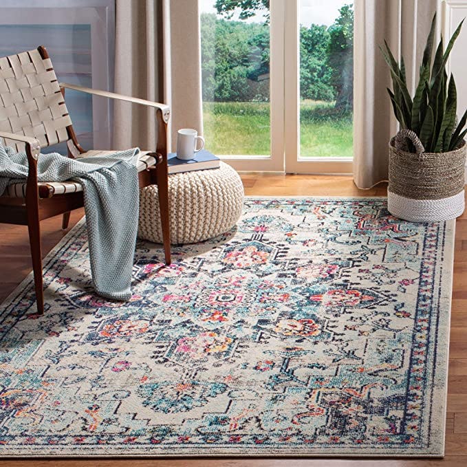 SAFAVIEH Medallion Accent Rug