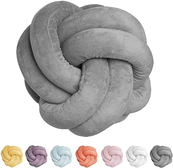 FUB Short Plush Knot Ball Pillow