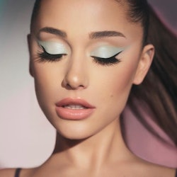 Ariana Grande wearing a new eyeshadow from her r.e.m. beauty makeup line