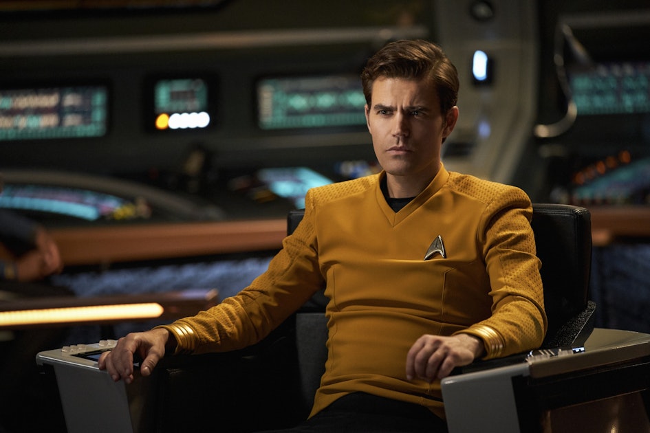 Strange New Worlds: Paul Wesley as Captain Kirk solves a Star Trek mystery