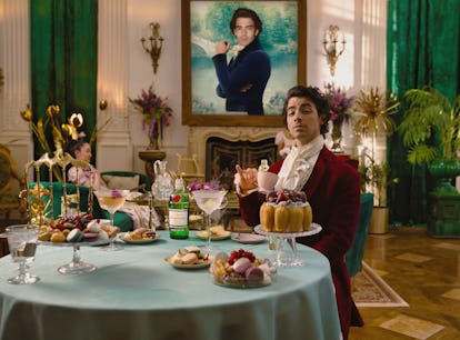 Joe Jonas shows how to Bridgerton in a Tanqueray video.