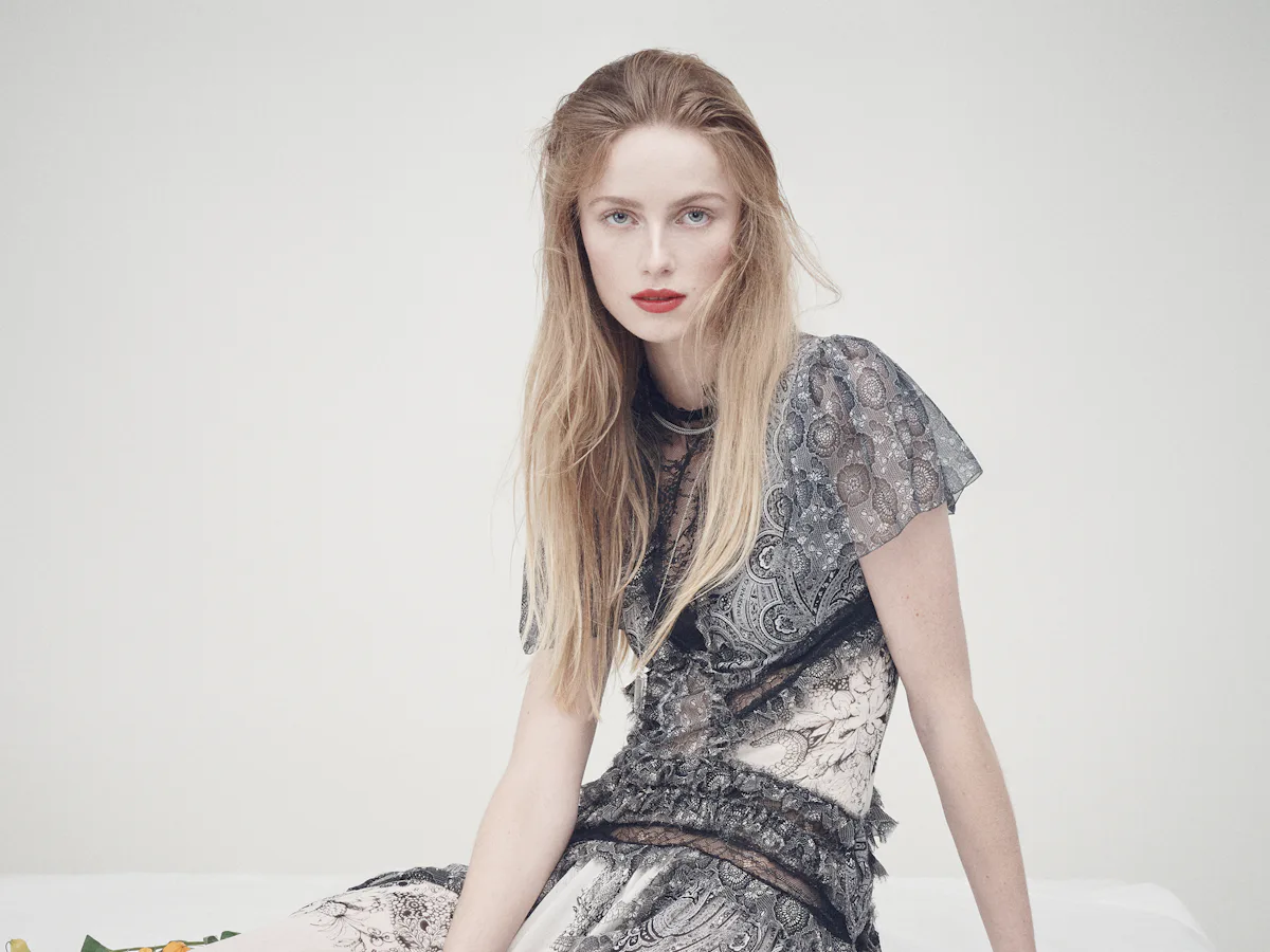Zara Studio's Spring/Summer 2022 Collection Is All About Goth Fashion Zara Studio's Spring/Summer 2022 Collection Is All About Goth Fashion