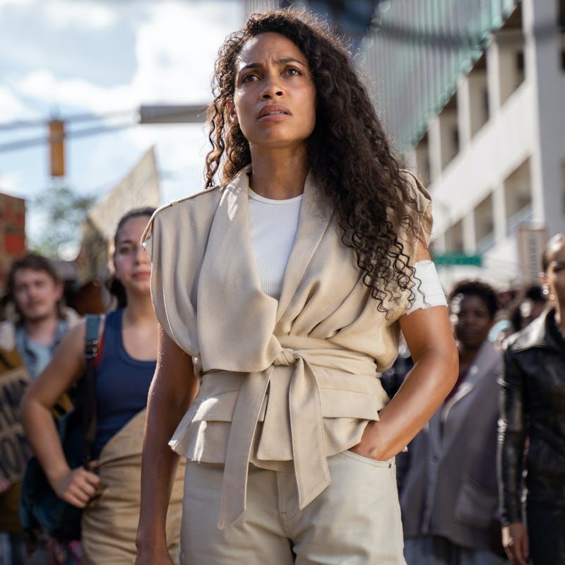 Rosario Dawson in a DMZ scene