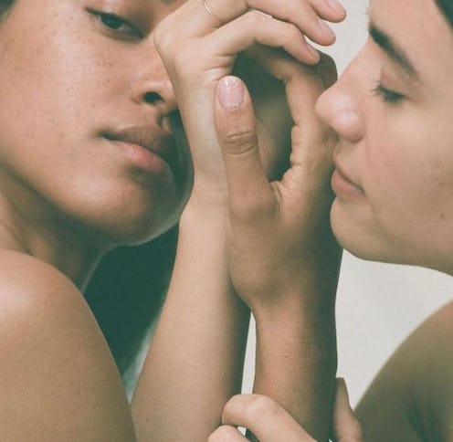 Phlur Missing Person is a perfume that exemplifies the newest skin-scent trend in the fragrance worl...