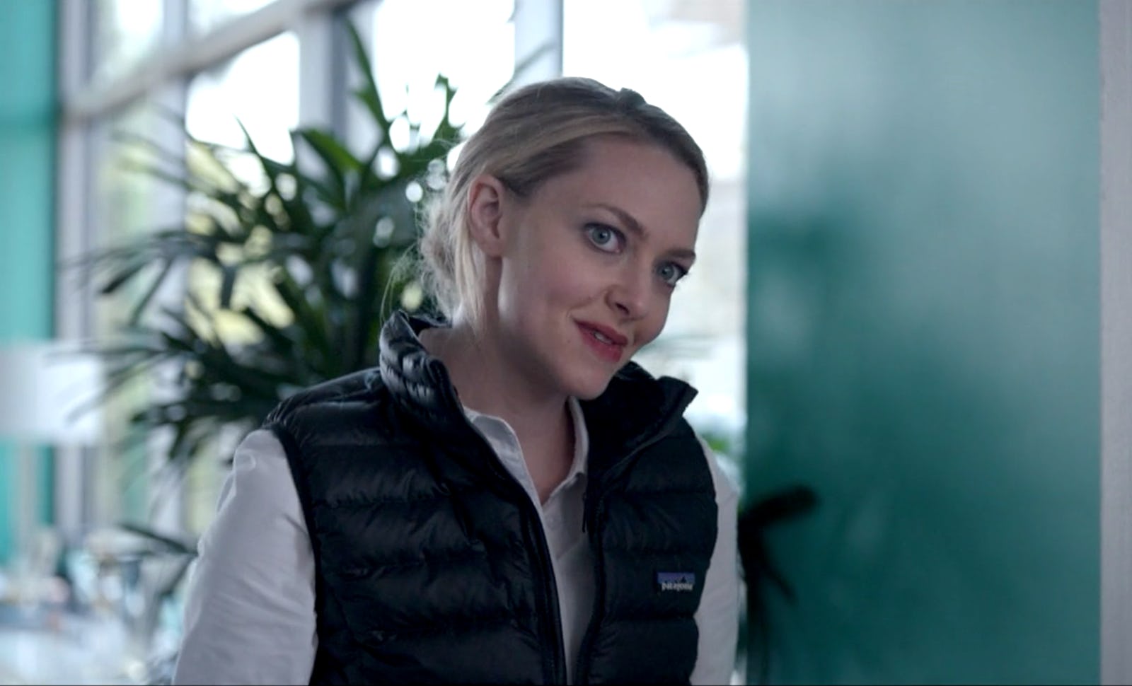 Amanda Seyfried danced to Lil Wayne's "How to Love" as Elizabeth Holmes on 'The Dropout.'