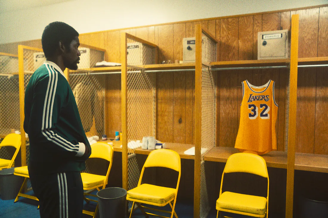 How Much Did Magic Johnson Sign To The Lakers For? His First NBA ...