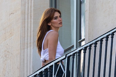 Kendall Jenner Takes Her Prada Red Hair To Paris