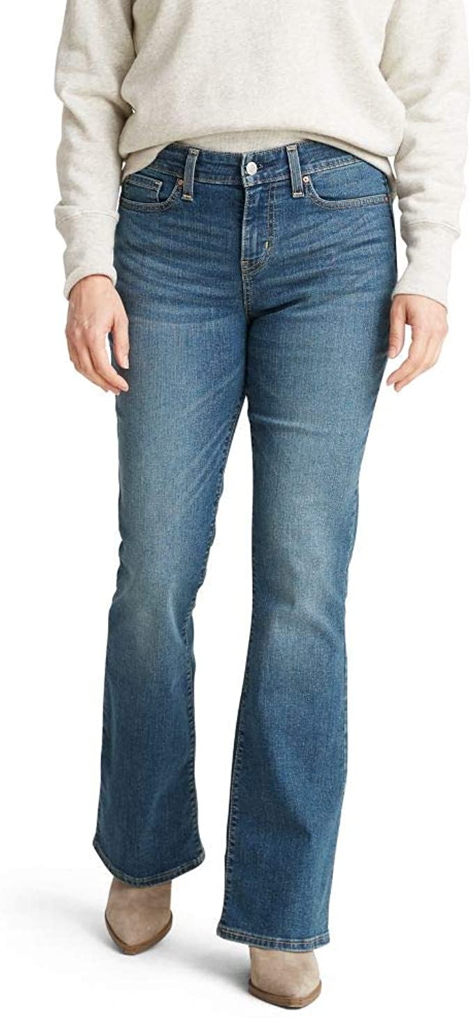 Signature by Levi Strauss &amp; Co. Gold Label Modern Bootcut Jeans