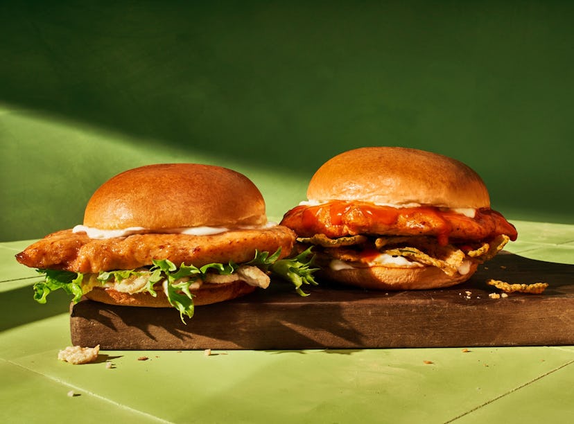 Panera’s Chef’s Chicken Sandwiches review: pick from Signature or Spicy flavors.