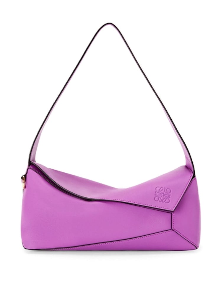 Spring 2022 color trends orchid purple leather Loewe puzzle bag 