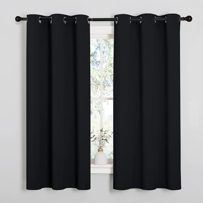 NICETOWN Thermal Insulated Blackout Curtains (2 Panels)