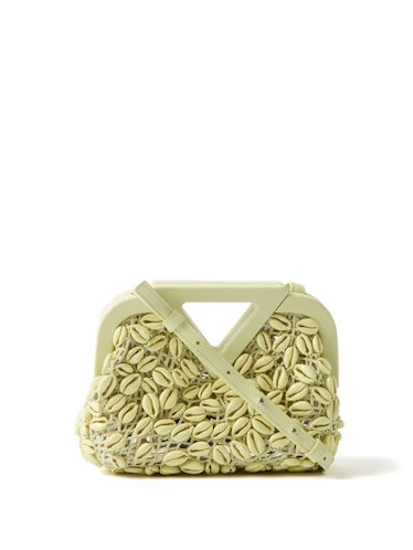 2022 handbag trends unexpected textures crochet shell clutch