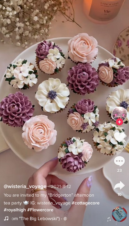 Floral cupcakes are one of the 'Bridgerton' tea party ideas from TikTok. 