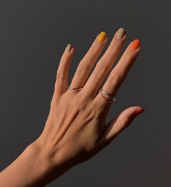 summer 2022 nail color trends colorful mani