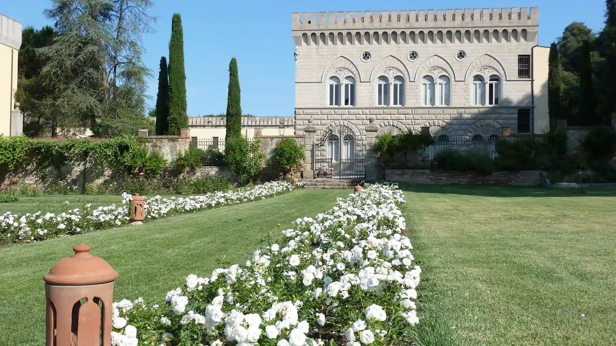 Airbnb Castles You Can Rent To Feel Like Pure Royalty