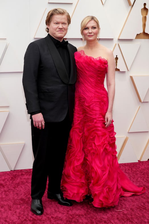 Jesse Plemons and Kirsten Dunst attend the 94th Annual Academy Awards 