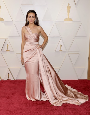 Mila Kunis attends the 94th Annual Academy Awards