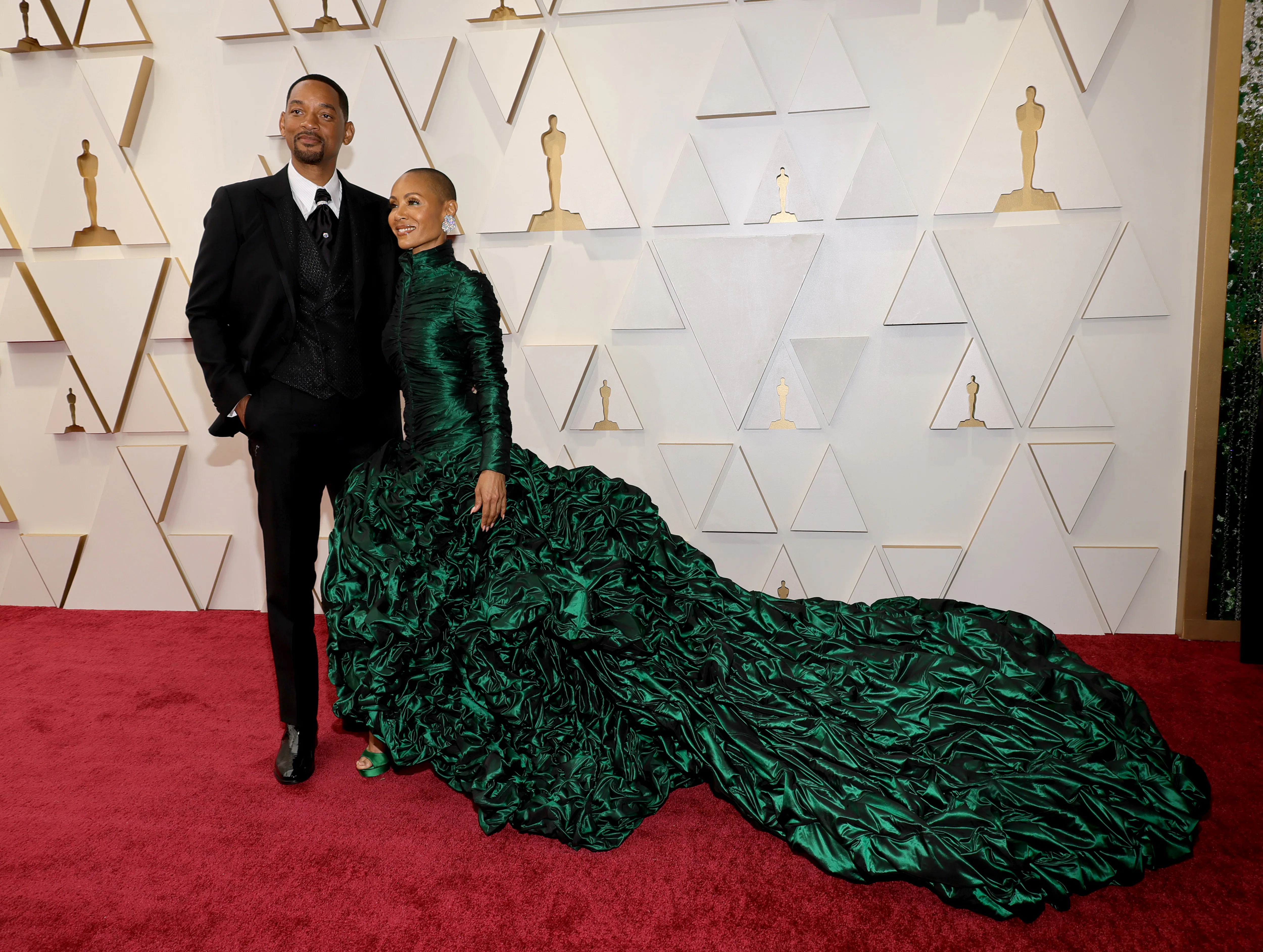 oscars green dress Issa Rae 2024 Oscars Dark Green Sequin Velvet Celebs Dress
