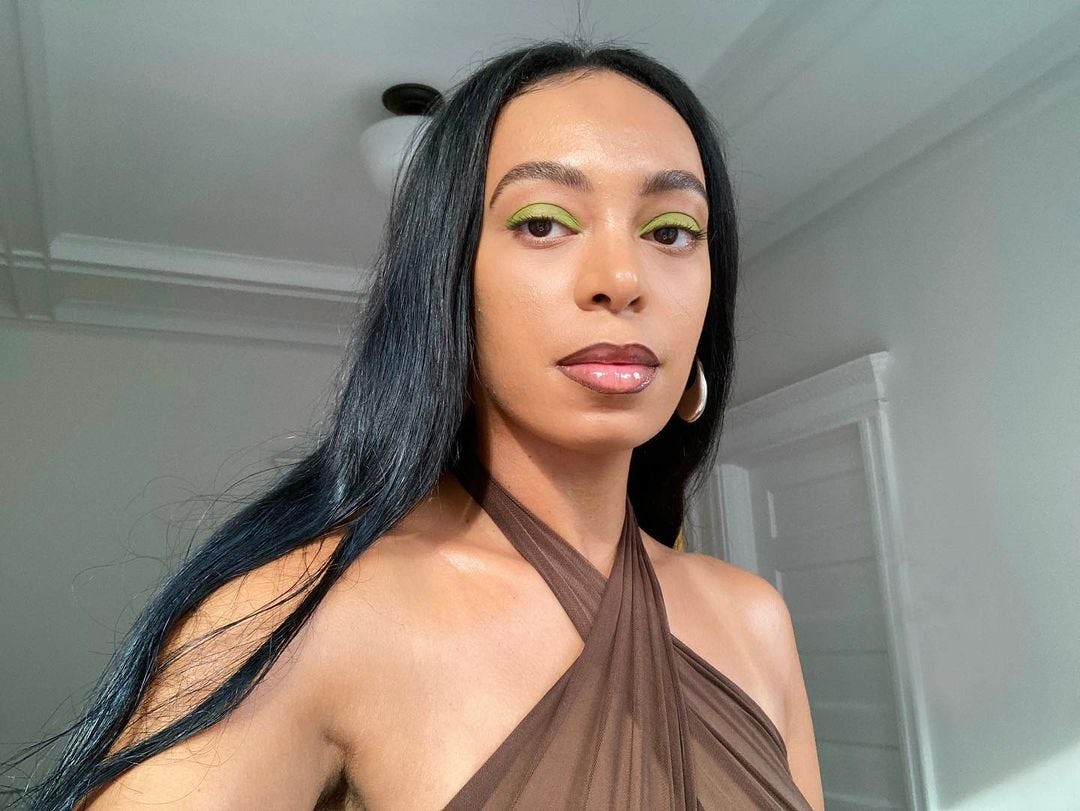 Solange green eyeshadow