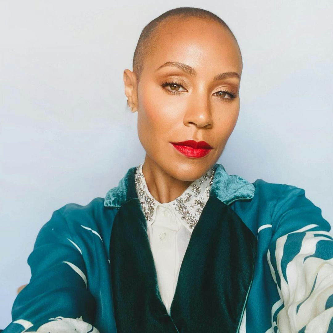 Jada Pinkett Smith's alopecia struggle hasn't affected her positive attitude.