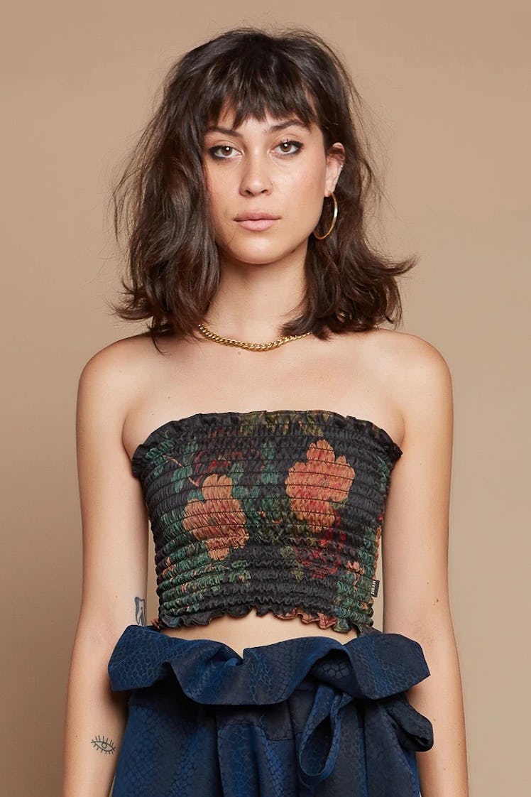 This ruched floral tube top from ZIRAN is sustainable and comfortable.
