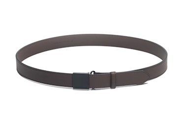 This women’s belt from von Holzhausen is minimalist and sustainably made.