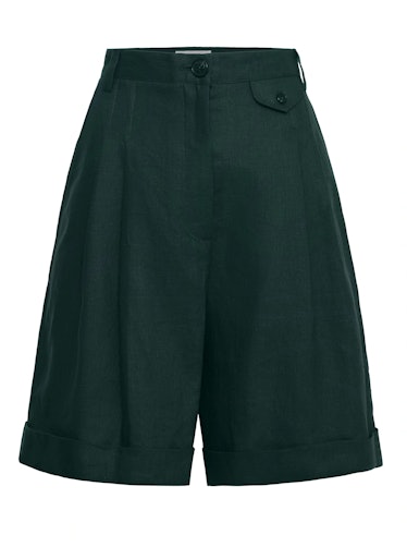 Tap into the Bermuda shorts trend with this forest green pair from Maiden Name.