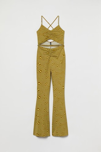 This cutout jumpsuit from H&M will help you master the 2022 sexy fashion trend.