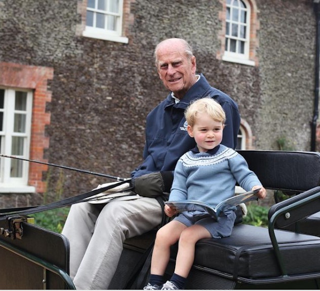 Prince George likes a carriage ride.