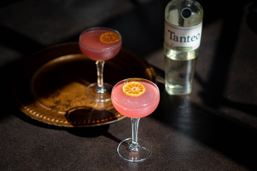The Tanteo Tequila Oaxacan Cosmo is a twist on the classic cocktail recipe