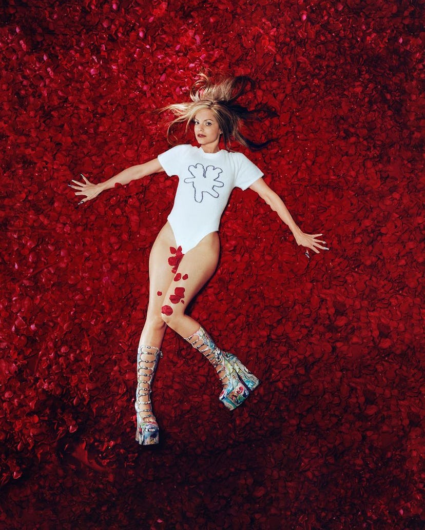 Mena Suvari for Marc Jacobs Heaven American Beauty