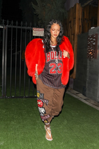 Rihanna cuts a casual figure as she arrives in New York