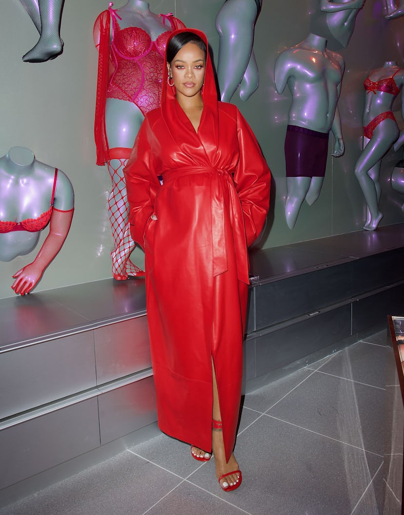 Rihanna Shocks Shoppers as she Makes Surprise Appearance at her new Savage X Fenty Store in Los Ange...