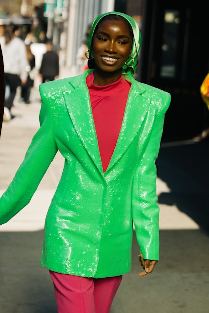 Pink & Green Outfit Ideas That'll Instantly Elevate Your Style