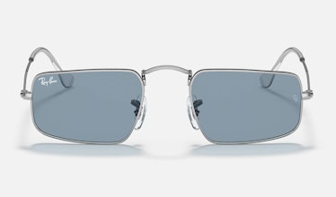 2022 sunglasses trends y2k small silver rectangular frames with blue lenses