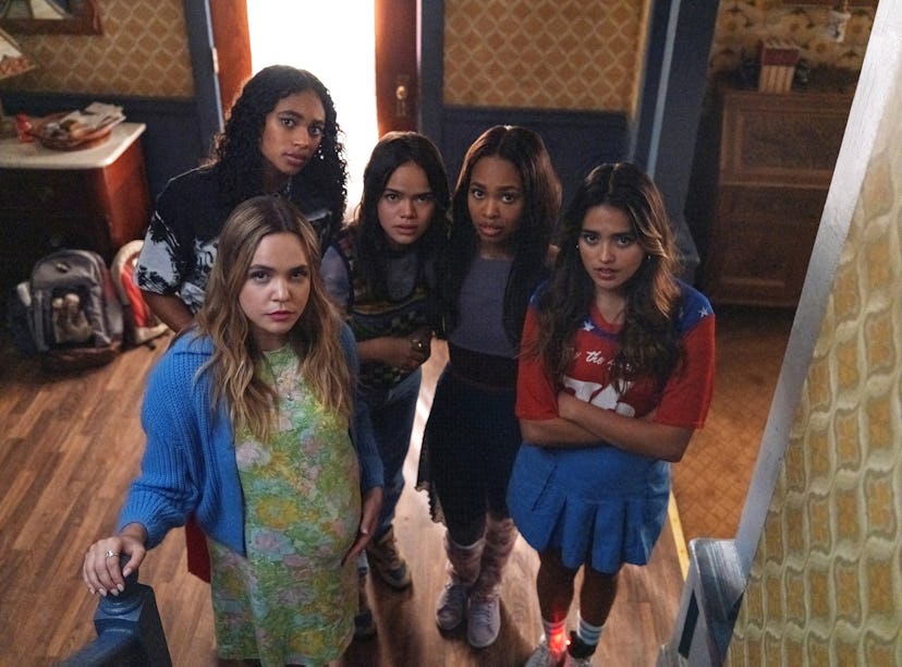 Bailee Madison, Chandler Kinney, Malia Pyles, Zaria, Maia Reficco in Pretty Little Liars: Original S...