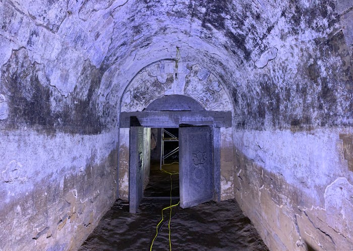 A shot of the Dahuting Han Dynasty Tomb with bacteria on the walls