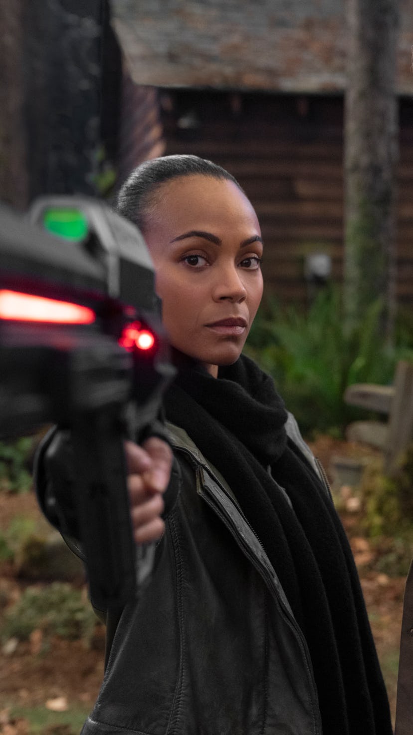 Zoe Saldana and Ryan Reynolds in 'The Adam Project'