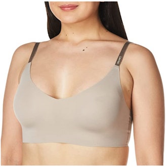 Calvin Klein Invisibles Comfort Seamless Wirefree Lightly Lined Triangle Bralette Bra