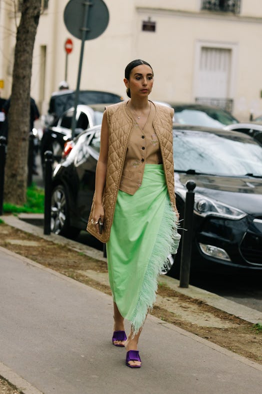 Paris Fashion Week Fall/Winter 2022 street style