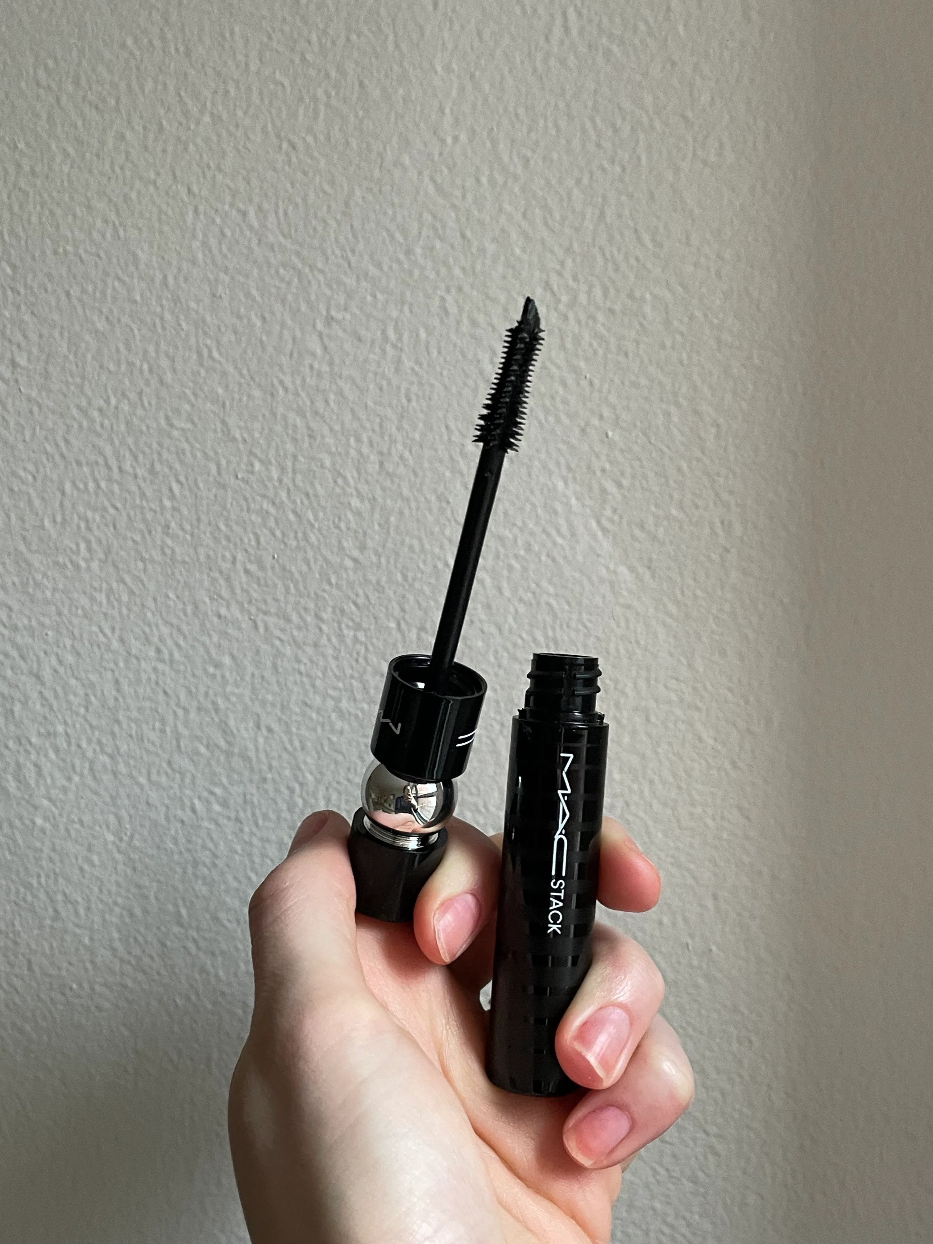 MAC Stack Mascara Review: Long Lashes Are Guaranteed