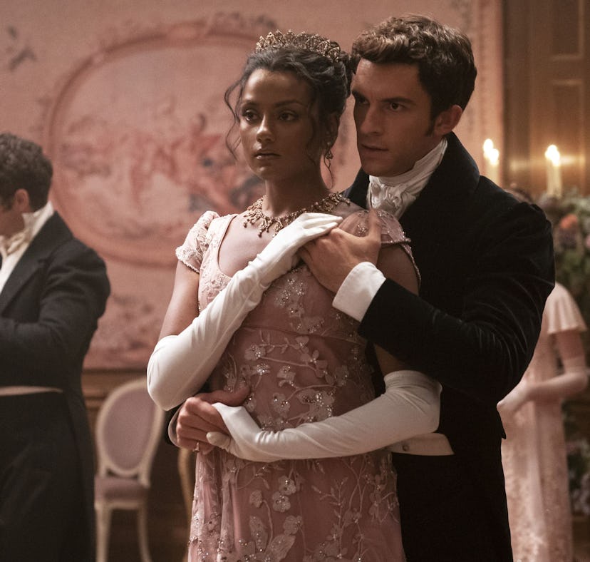 Jonathan Bailey and Simone Ashley in Bridgerton Season 2