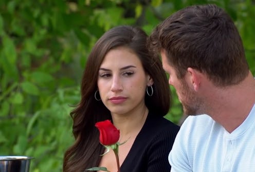 Clayton offering Genevieve the 2-on-1 date rose over Shanae on 'The Bachelor'
