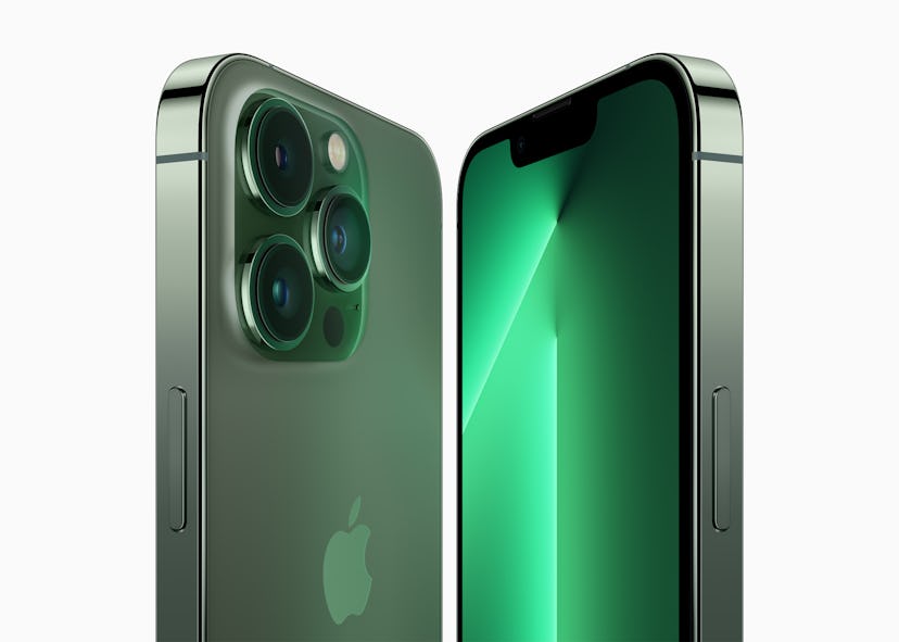 Alpine Green in iPhone 13 Pro lineup.